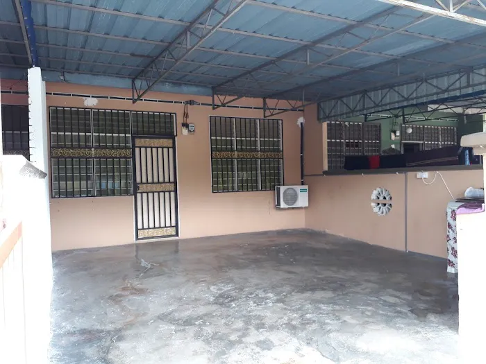 D'Batrisya Desaria Nilai Homestay Picture 8
