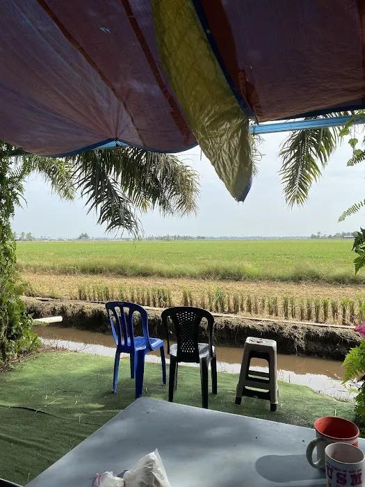 Chalet NangSawah Kak Ani Picture 7