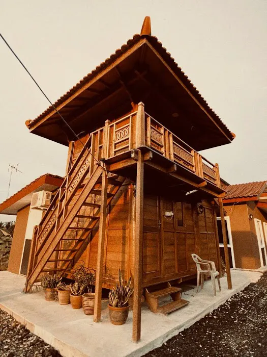 Chalet Tok Mat Picture 3