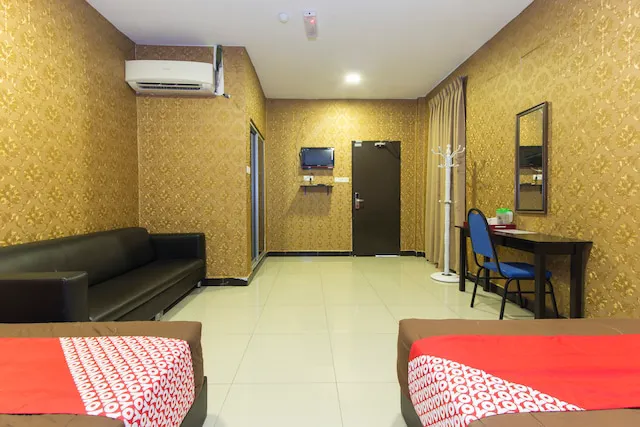 Super OYO 439 Night Queen Hotel Picture 6