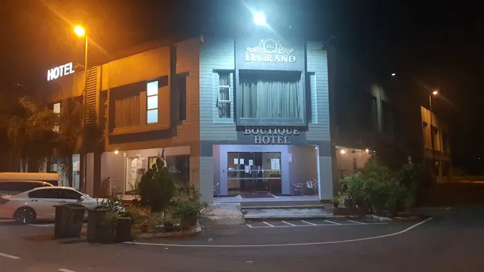 PI GRAND HOTEL Picture 1