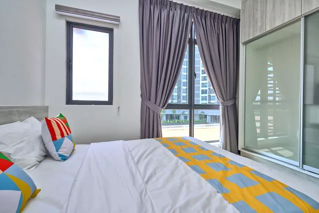 OYO Home 1135 Magnificent 1BR Kenwingston Picture 3