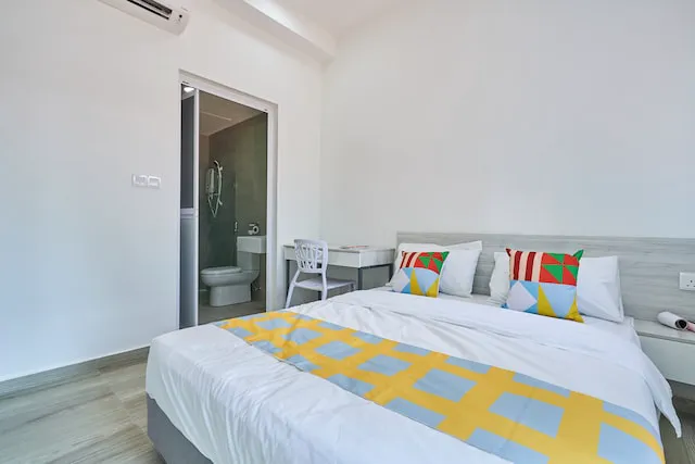 OYO Home 1135 Magnificent 1BR Kenwingston Picture 8