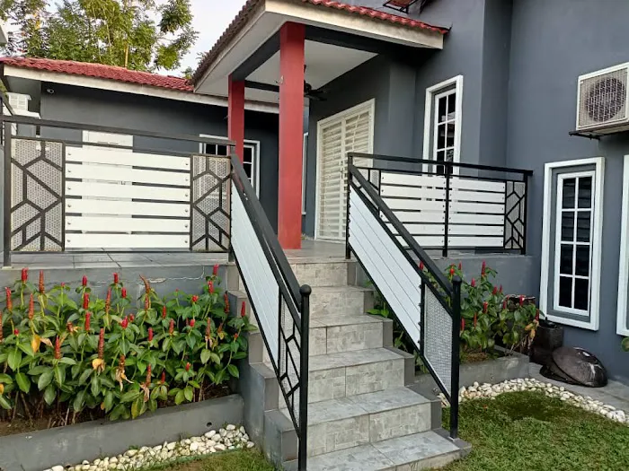 Anis Place Homestay Picture 2