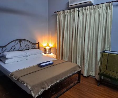 HOMESTAY MELATISARI SUNGAI BUAYA (2 TINGKAT)