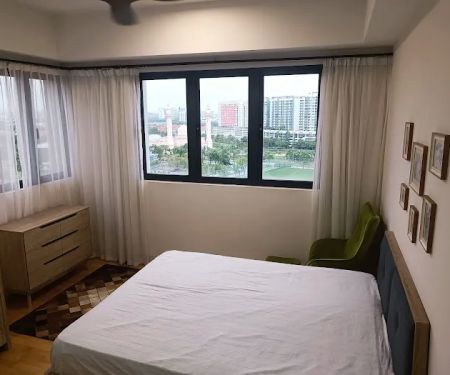 Radia Bukit Jelutong, High Floor Corner Unit with Pool and MTAJ View