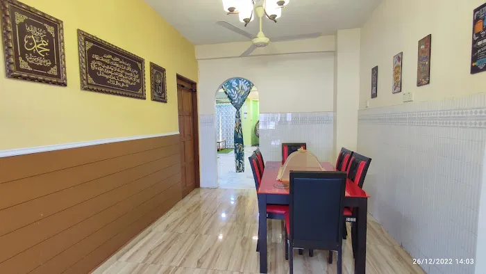 Al Fateh Homestay Picture 8