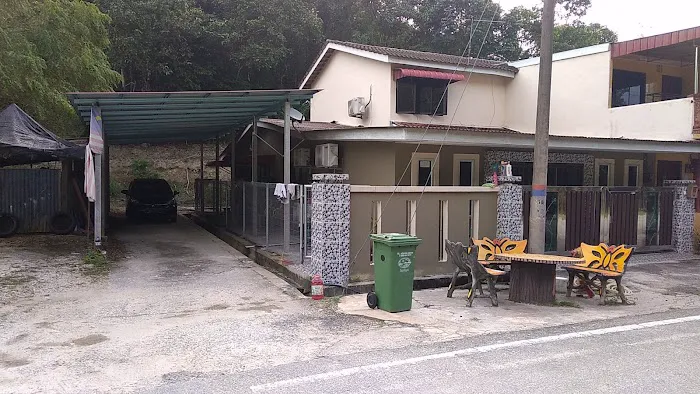 Cik Dayang Property Picture 1