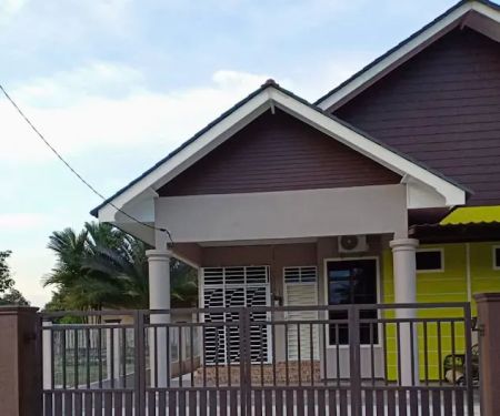 D'wafa Homestay Kuala Krai