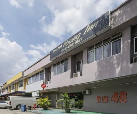 OYO 90294 Foong Inn Dengkil