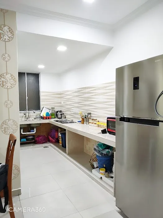 HOMESTAY ADNI TAMAN EQUINE Picture 2
