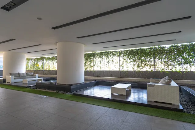 OYO Home 1237 Nice 1br Icon City Picture 9