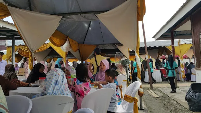 Pelangi Homestay Violet Picture 4