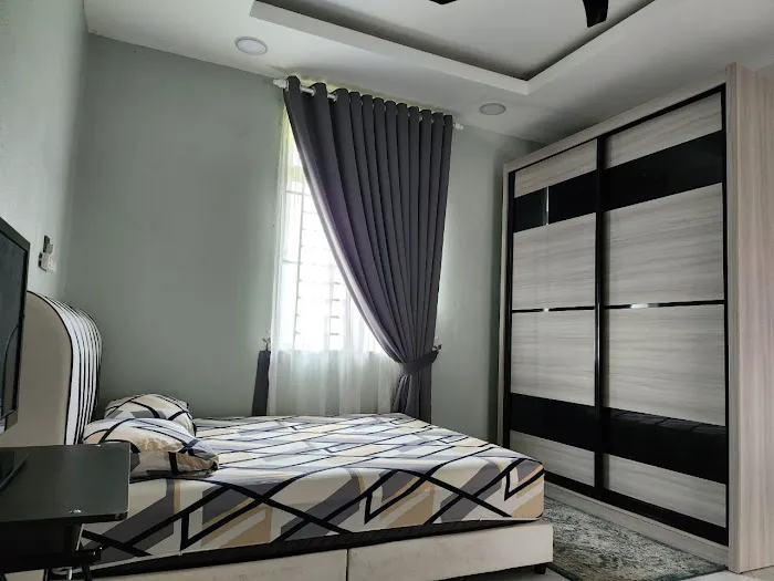 Airaa Guest Room Picture 4
