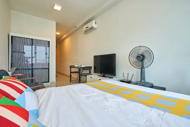 OYO Home 1161 Modest Studio Centerstage Picture 1