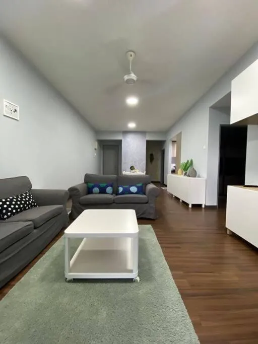 Homestay 3 bedroom apartment Picture 3