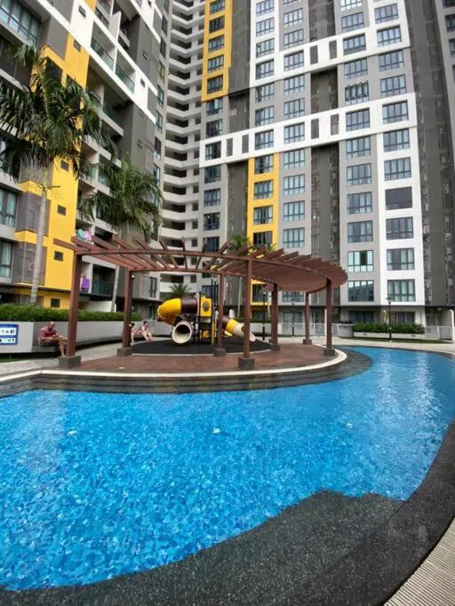 Homestay 3 bedroom apartment Picture 1