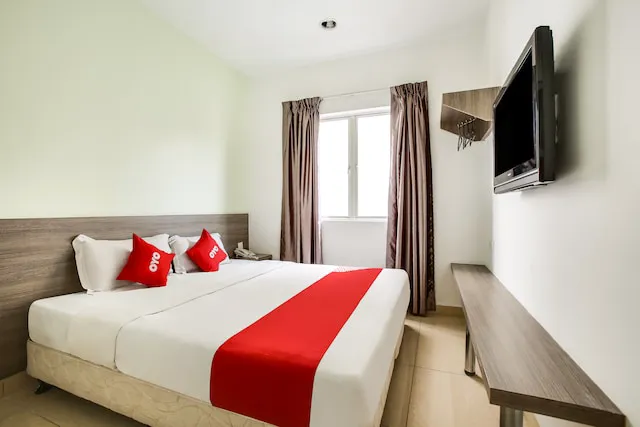 Duta Hotel Picture 1