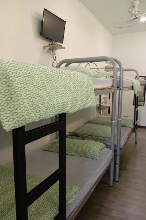 SPOT ON 90065 Bgh Hostel Teras Picture 9