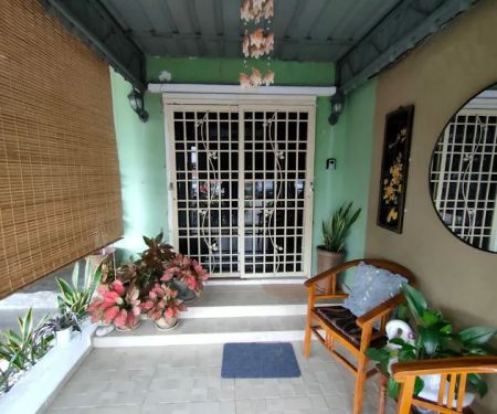 Ibu Wati Homestay Muslim