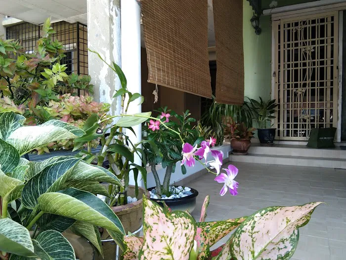 Ibu Wati Homestay Muslim Picture 3