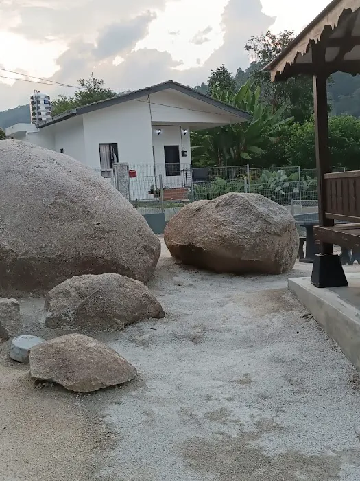 Rock Village Inap Desa Ulu Bendul Picture 3