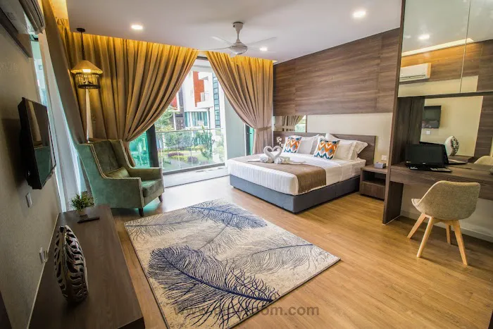 Tropical Villa Luxury Service Suites Picture 3