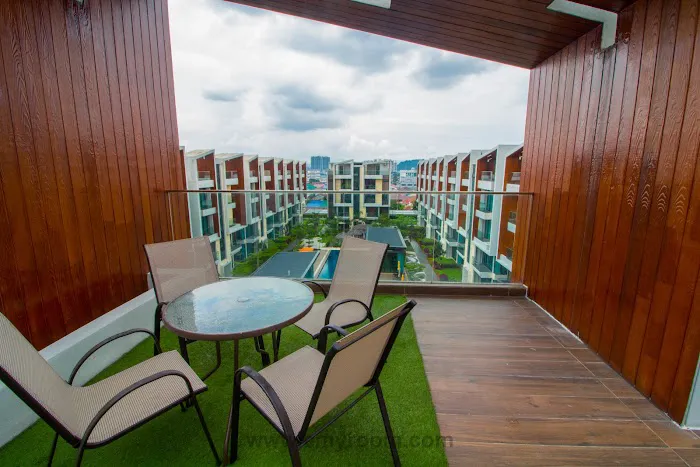 Tropical Villa Luxury Service Suites Picture 7