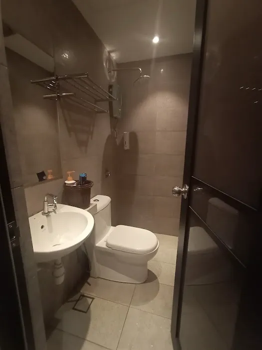 9 Square Hotel | Seri Kembangan Picture 6