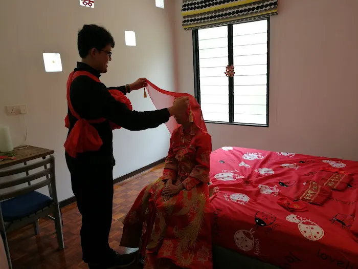 10 @ Hilltop Homestay Picture 9