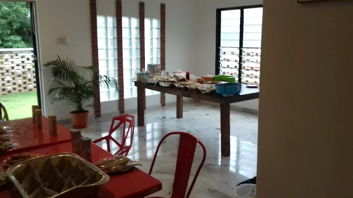 10 @ Hilltop Homestay Picture 8