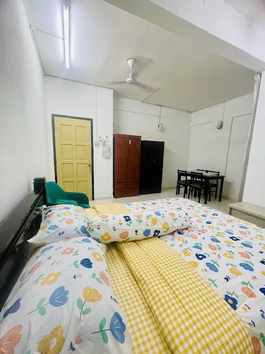 Hata Square Studio Inn Picture 1