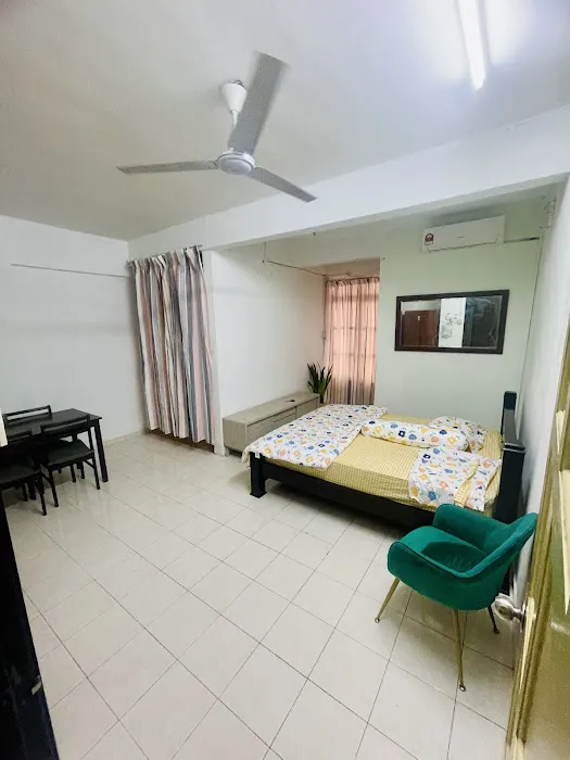 Hata Square Studio Inn Picture 7