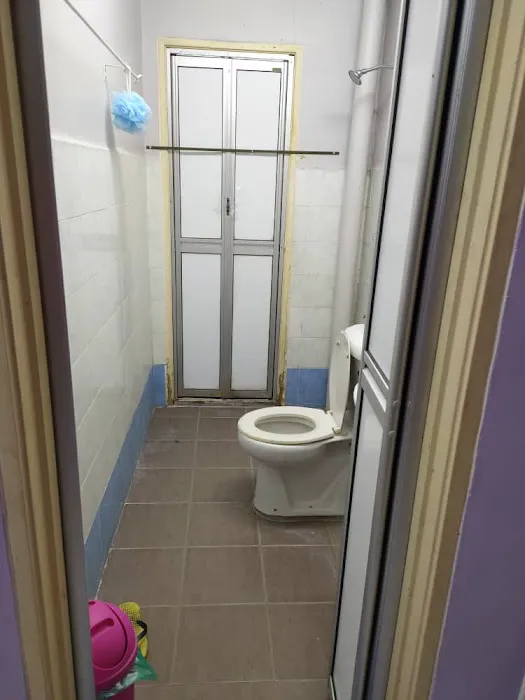 HOMESTAY ERINA BALAKONG Picture 2