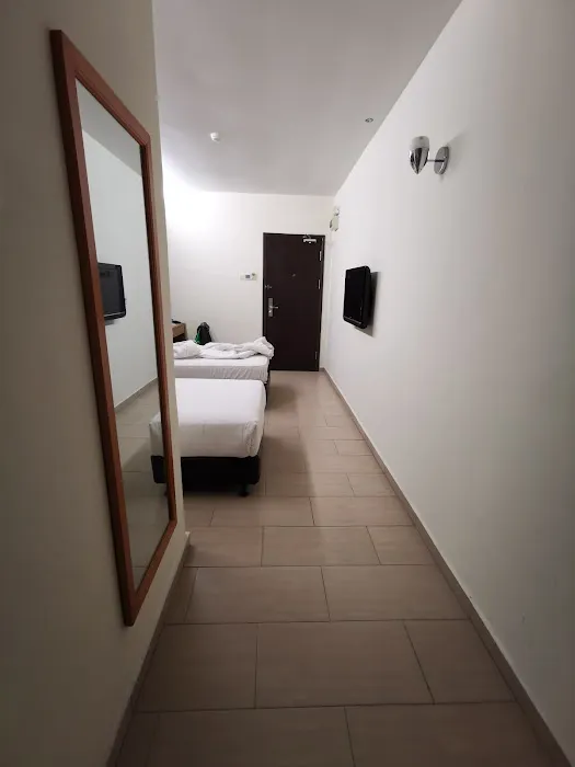 Hotel Grand Court Inn Picture 10