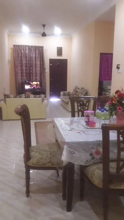 D'Intan Homestay Picture 3