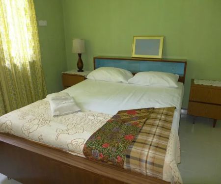Rumah Tamu Pak Tut Bed & Breakfast