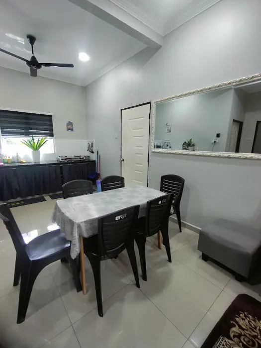 MiNi HoMeSTaY muslim only Picture 4