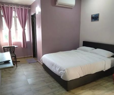 Purple Dream Homestay