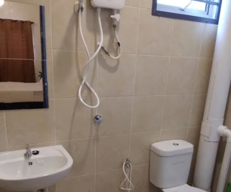 Lecomfy Guesthouse Bangi