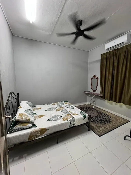 CIK MAH HOMESTAY Picture 2