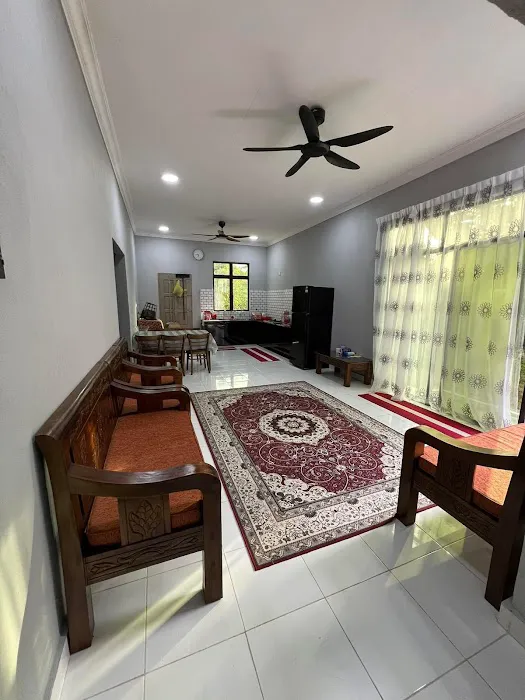 CIK MAH HOMESTAY Picture 4