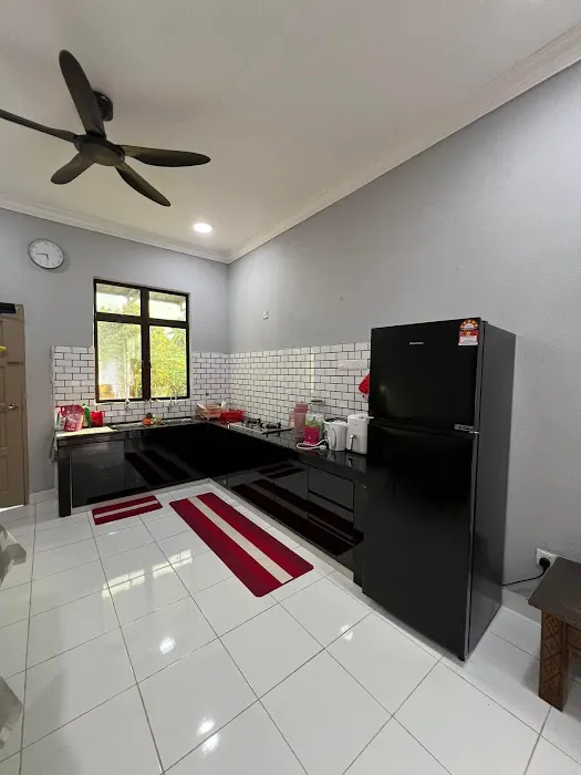 CIK MAH HOMESTAY Picture 8