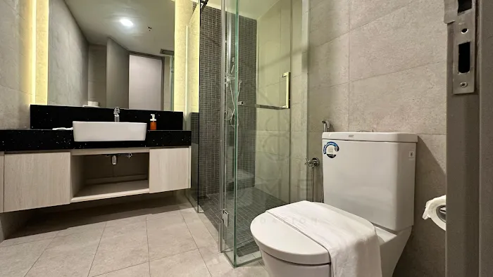 Societe Suites 108 Hartamas Mont Kiara Kuala Lumpur 2-6pax Picture 3