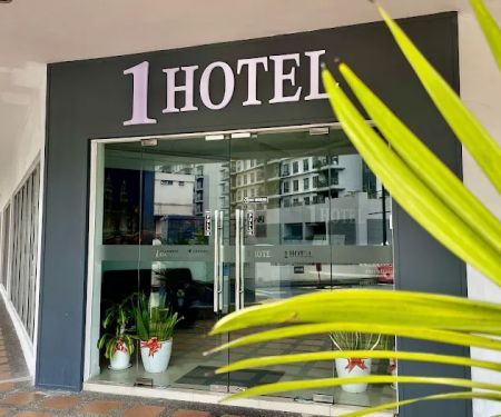 1 Hotel Kuchai Lama