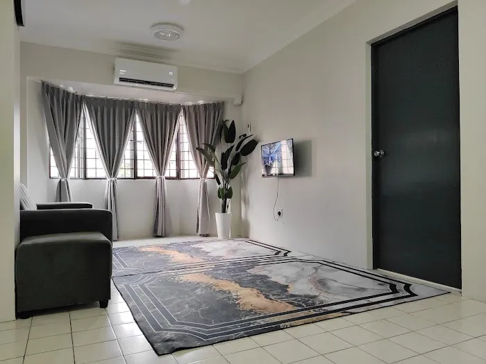 Nur Homestay Damansara Damai Picture 3