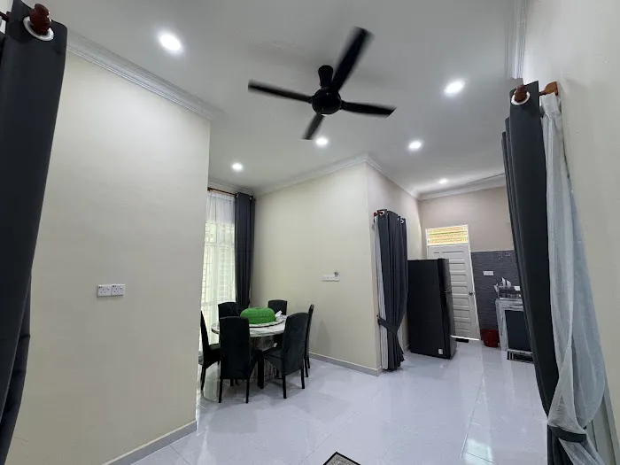 SH 92 Homestay Kampung Raja Picture 6