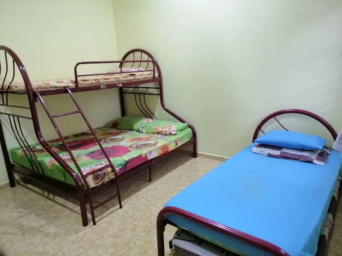 Homestay Hjh Aminah Picture 1