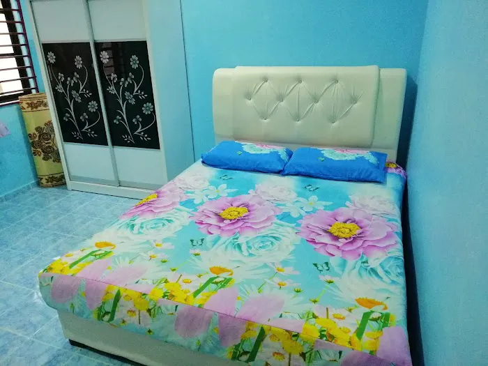 Homestay Hjh Aminah Picture 5