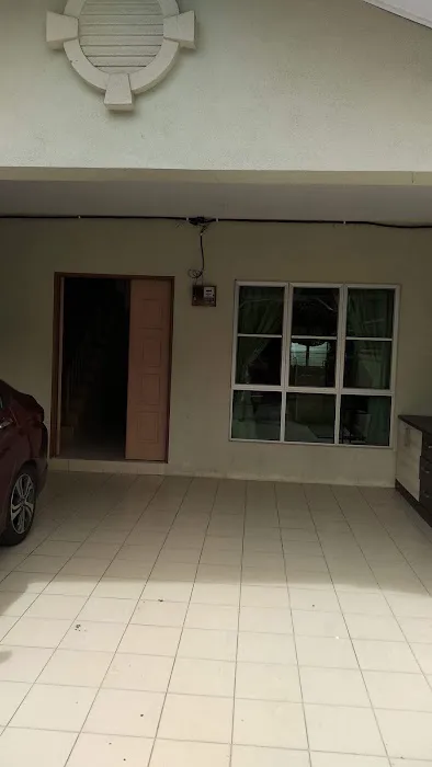 Nik Rohila Apartment Royal Lily Picture 1